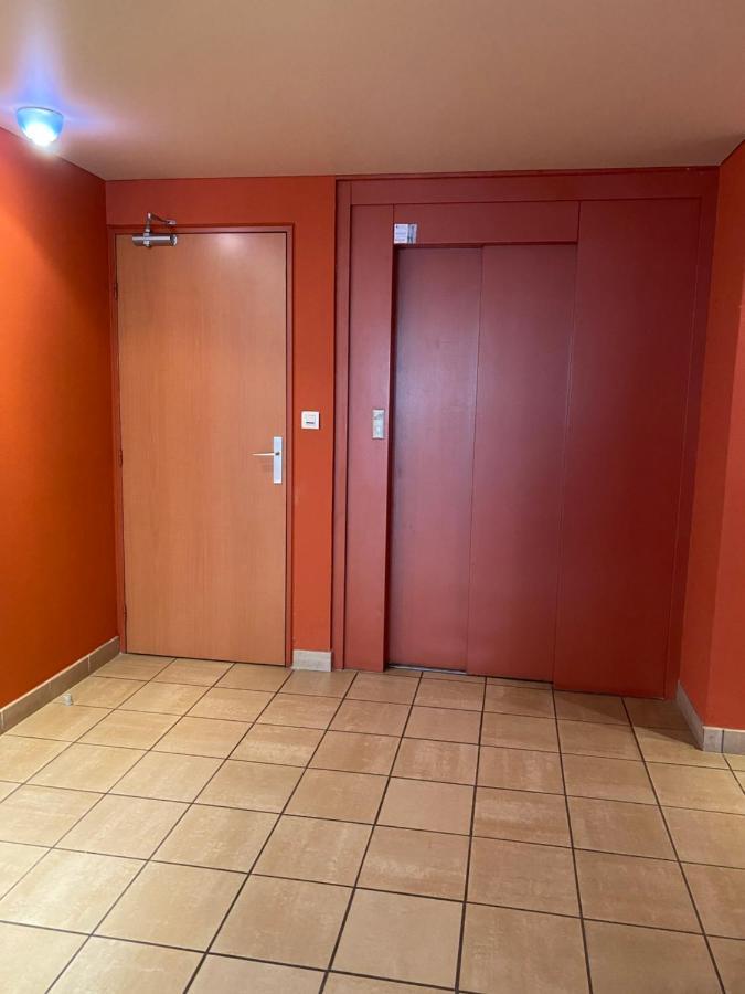 Parking Prive Gratuit, Balcon, 2 Chambres Κλερμόν Φεράν Εξωτερικό φωτογραφία
