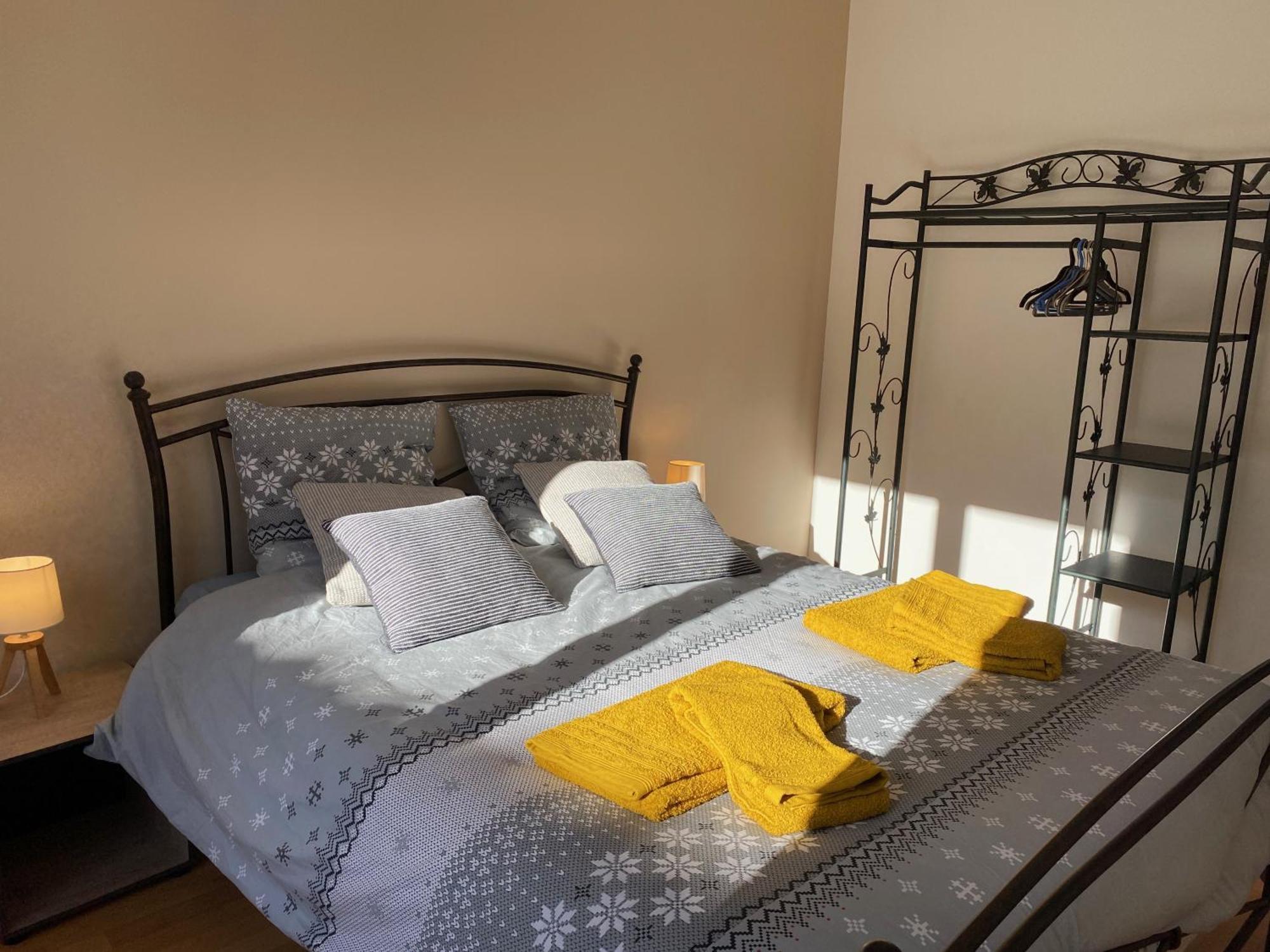 Parking Prive Gratuit, Balcon, 2 Chambres Κλερμόν Φεράν Εξωτερικό φωτογραφία