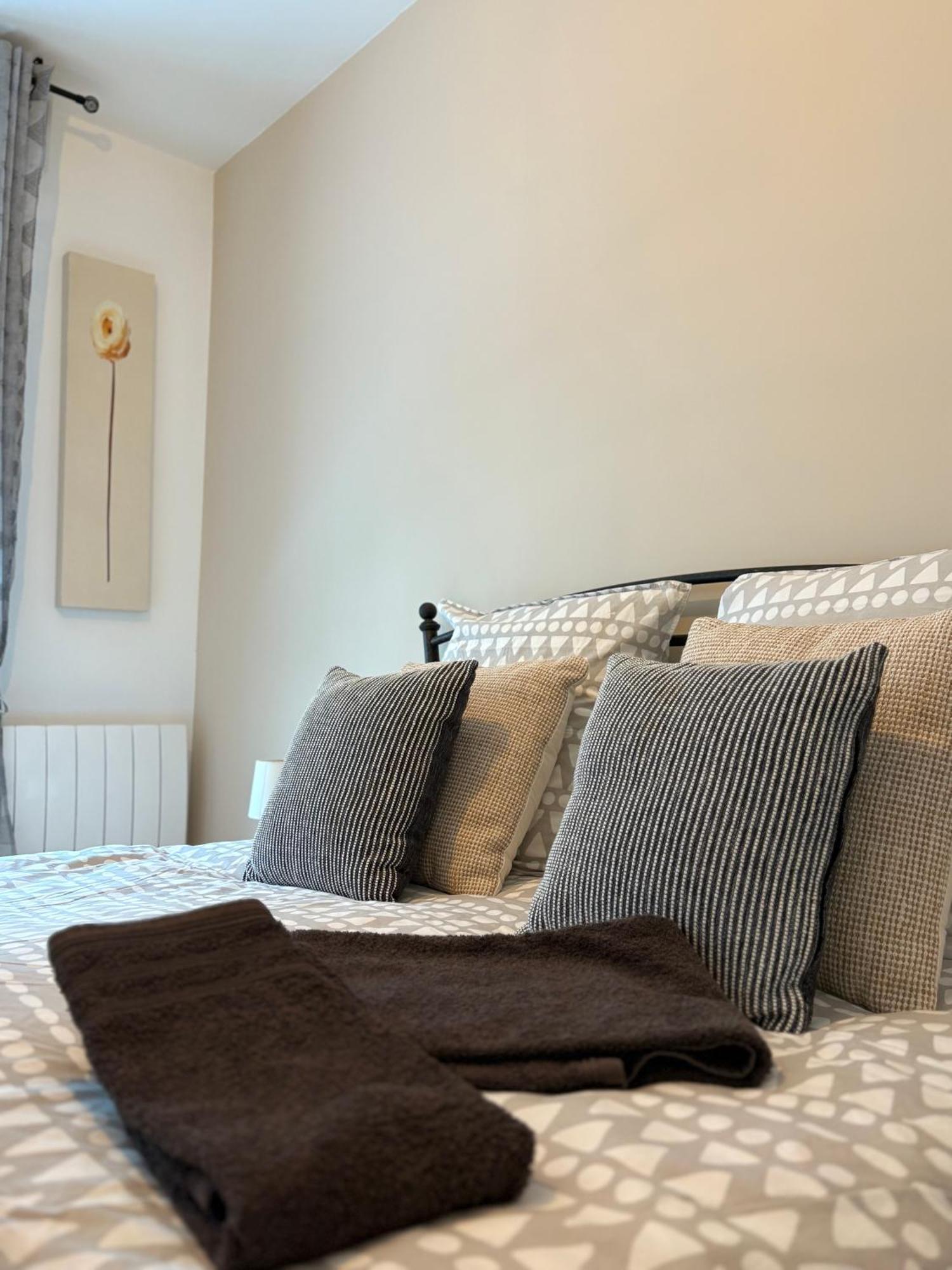Parking Prive Gratuit, Balcon, 2 Chambres Κλερμόν Φεράν Εξωτερικό φωτογραφία